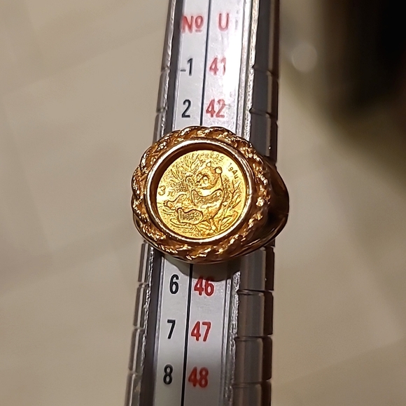 PANDA GOLD COIN RING - Picture 6 of 10